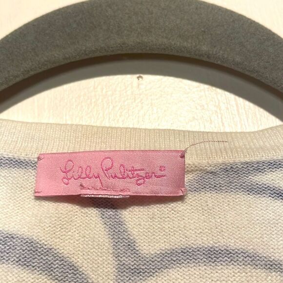 Lilly Pulitzer- Dark Blue & White Swirl Pattern Button Down Cardigan- Size M/L - Picture 3 of 8